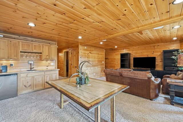 153 Beavers Cove Road, Morganton, GA 30560