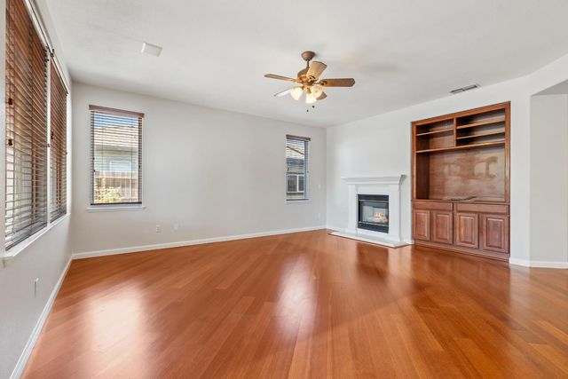 351 Ruess Rd, Ripon, CA 95366