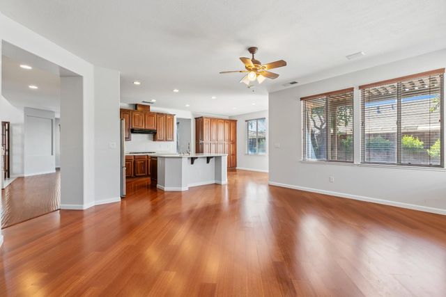 351 Ruess Rd, Ripon, CA 95366