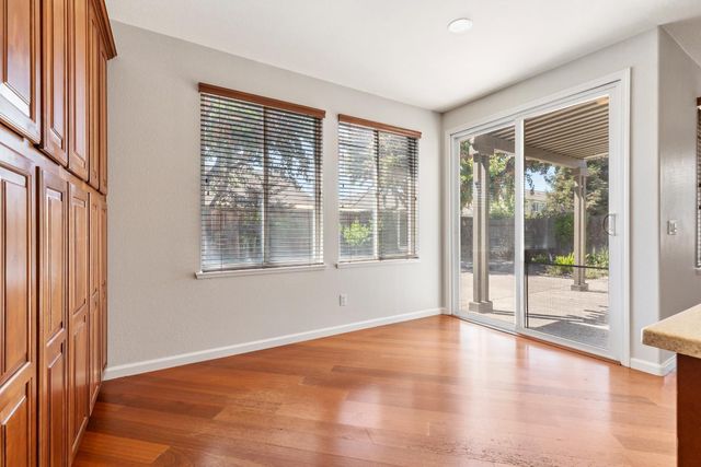 351 Ruess Rd, Ripon, CA 95366