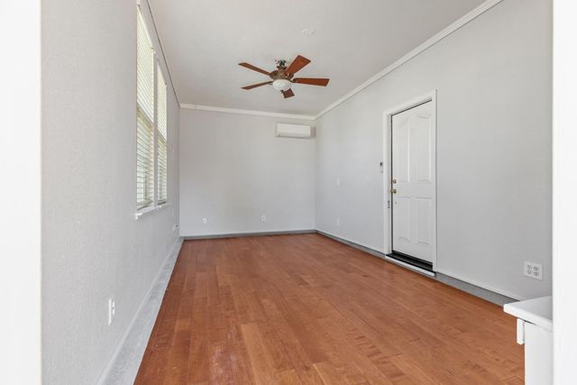 351 Ruess Rd, Ripon, CA 95366