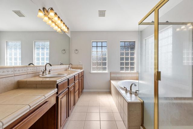 351 Ruess Rd, Ripon, CA 95366