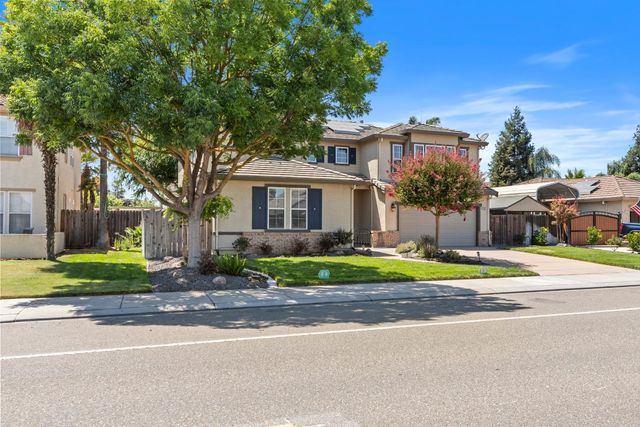 351 Ruess Rd, Ripon, CA 95366
