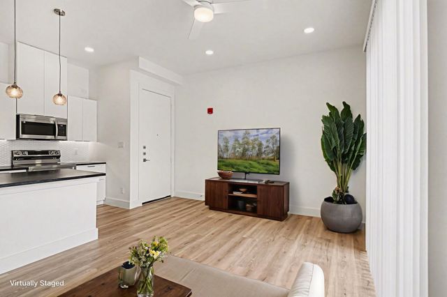 2217 N Fitzhugh Avenue 206, Dallas, TX 75204