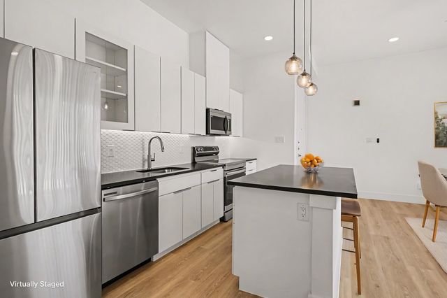 2217 N Fitzhugh Avenue 206, Dallas, TX 75204
