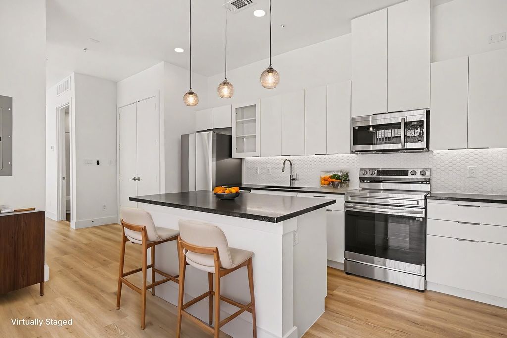 2217 N Fitzhugh Avenue 206, Dallas, TX 75204