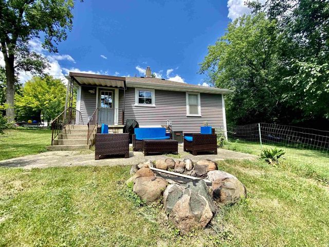 W3833 Cypress Drive, Lake Geneva, WI 53147
