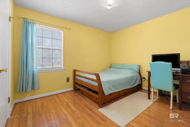 23157 Oak Street, Robertsdale, AL 36567