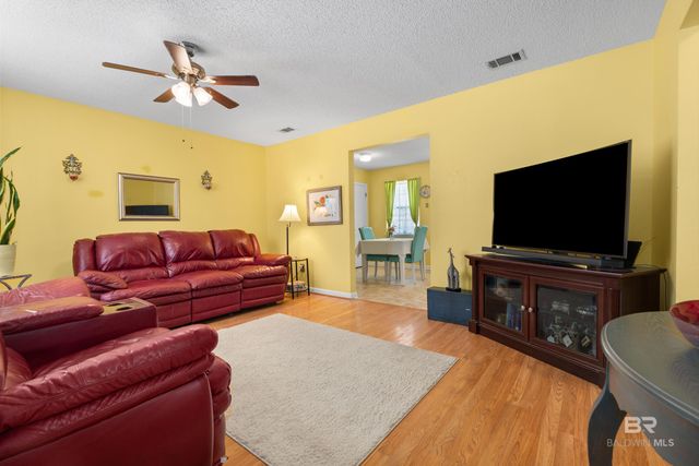 23157 Oak Street, Robertsdale, AL 36567