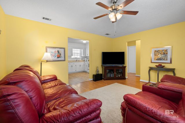 23157 Oak Street, Robertsdale, AL 36567