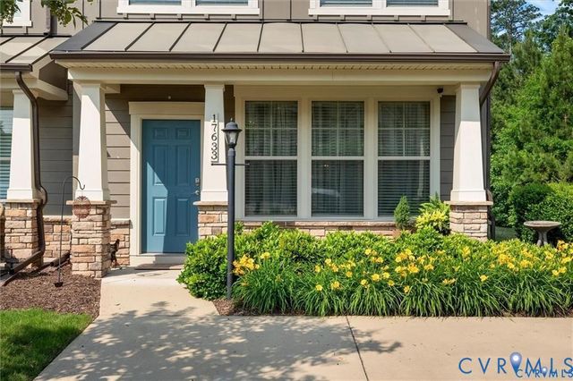 17633 Memorial Tournament Dr, Moseley, VA 23120