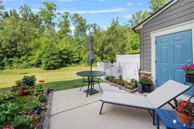 17633 Memorial Tournament Dr, Moseley, VA 23120