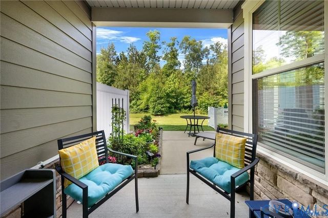 17633 Memorial Tournament Dr, Moseley, VA 23120