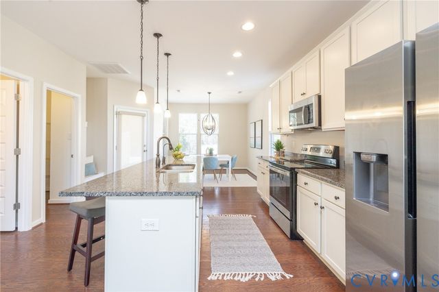 17633 Memorial Tournament Dr, Moseley, VA 23120