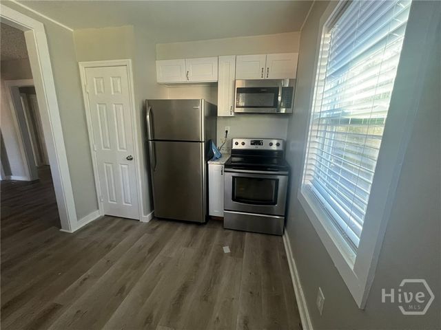 13 W 52nd Street, Savannah, GA 31405