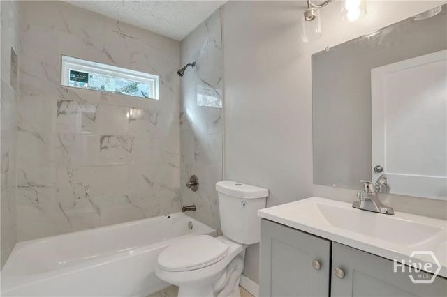 13 W 52nd Street, Savannah, GA 31405