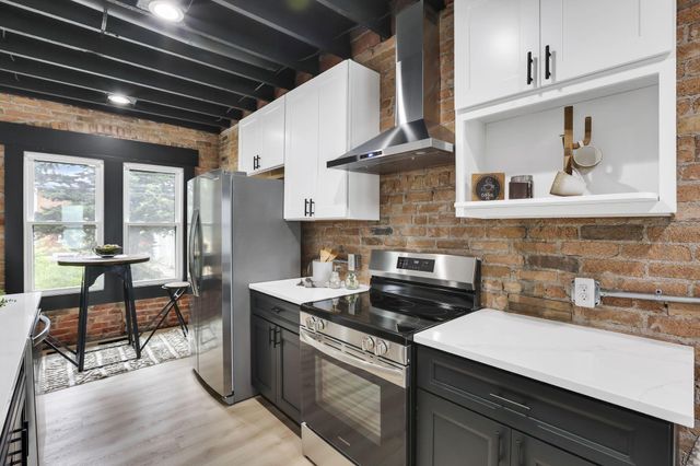 1010 Bruck Street, Columbus, OH 43206