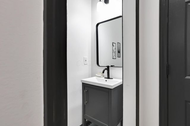 1010 Bruck Street, Columbus, OH 43206