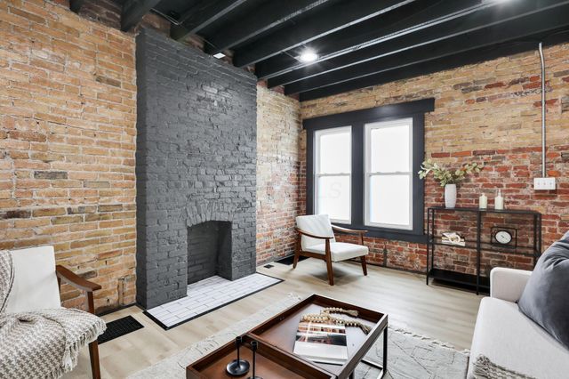 1010 Bruck Street, Columbus, OH 43206