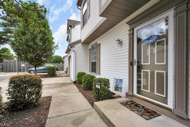 905 Wyden DR, Virginia Beach, VA 23462