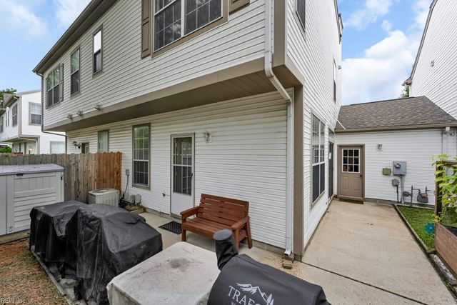 905 Wyden DR, Virginia Beach, VA 23462
