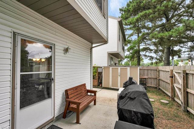 905 Wyden DR, Virginia Beach, VA 23462