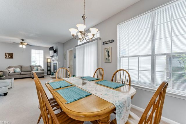 905 Wyden DR, Virginia Beach, VA 23462