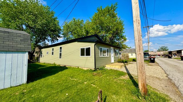 54 4th Street, Buckeye Lake, OH 43008