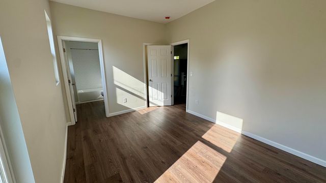 54 4th Street, Buckeye Lake, OH 43008