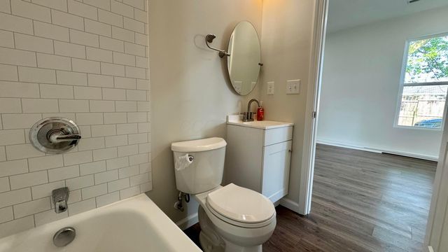 54 4th Street, Buckeye Lake, OH 43008
