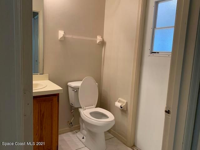 1098 Elmsford Street NW, Palm Bay, FL 32907