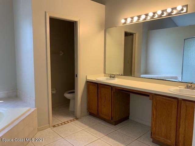 1098 Elmsford Street NW, Palm Bay, FL 32907