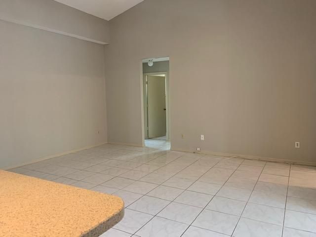 1098 Elmsford Street NW, Palm Bay, FL 32907