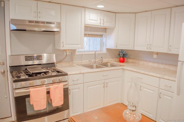 49 Gill Street, Kingston, NY 12401