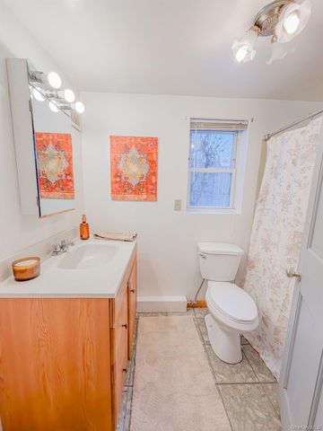 49 Gill Street, Kingston, NY 12401