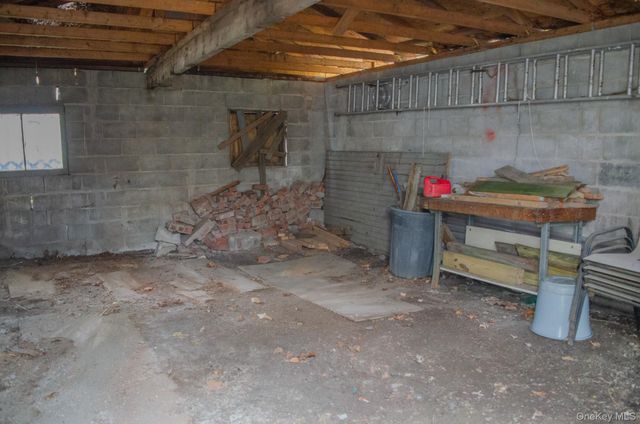 49 Gill Street, Kingston, NY 12401