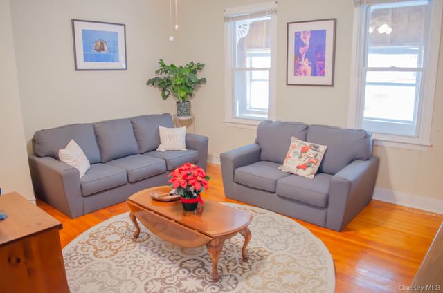 49 Gill Street, Kingston, NY 12401