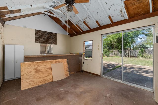 2102 Orbit Drive, Bossier City, LA 71112