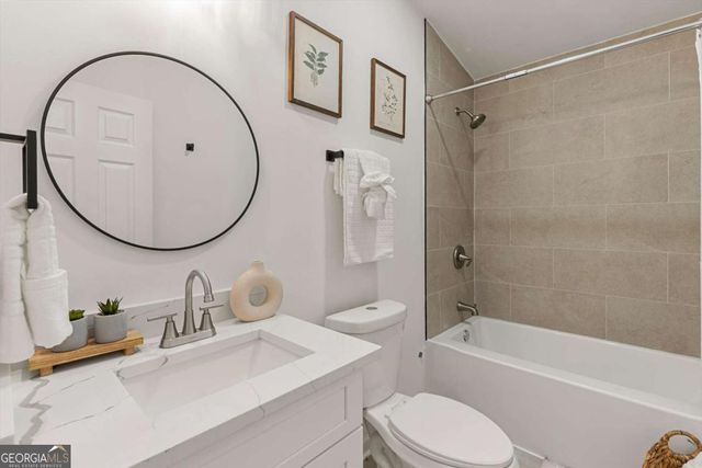 1262 Sparrow Lane, Decatur, GA 30033