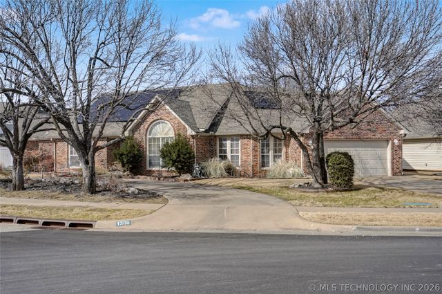 1300 E Boise Street, Broken Arrow, OK 74012