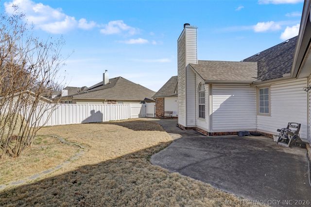 1300 E Boise Street, Broken Arrow, OK 74012