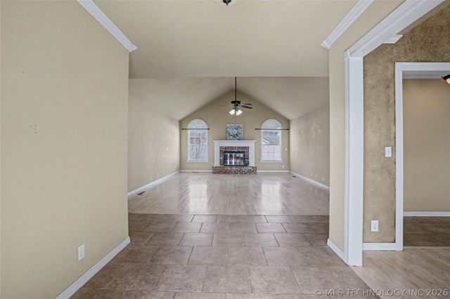 1300 E Boise Street, Broken Arrow, OK 74012