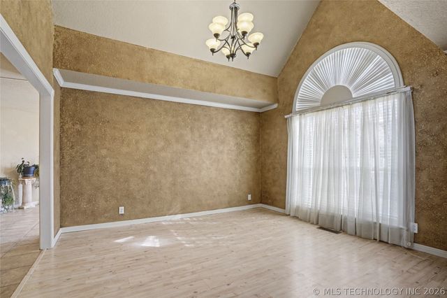 1300 E Boise Street, Broken Arrow, OK 74012