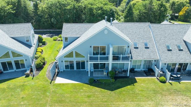 4004 The Fairway, Baiting Hollow, NY 11933