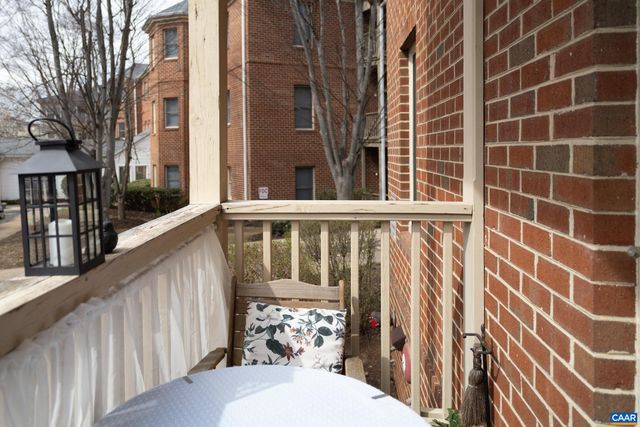 1325 Branchlands Dr Apt E, Charlottesville, VA 22901