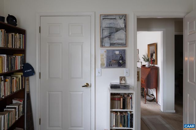 1325 Branchlands Dr Apt E, Charlottesville, VA 22901