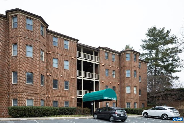 1325 Branchlands Dr Apt E, Charlottesville, VA 22901