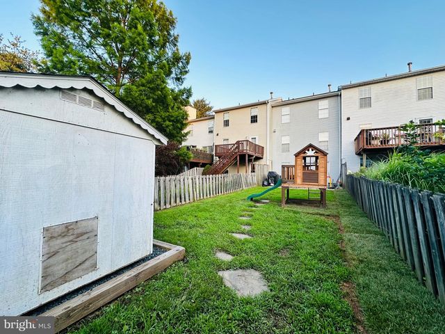17 E SHETLAND CT, Newark, DE 19711