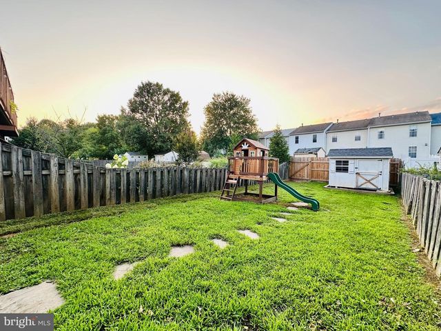 17 E SHETLAND CT, Newark, DE 19711