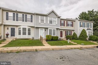 17 E SHETLAND CT, Newark, DE 19711